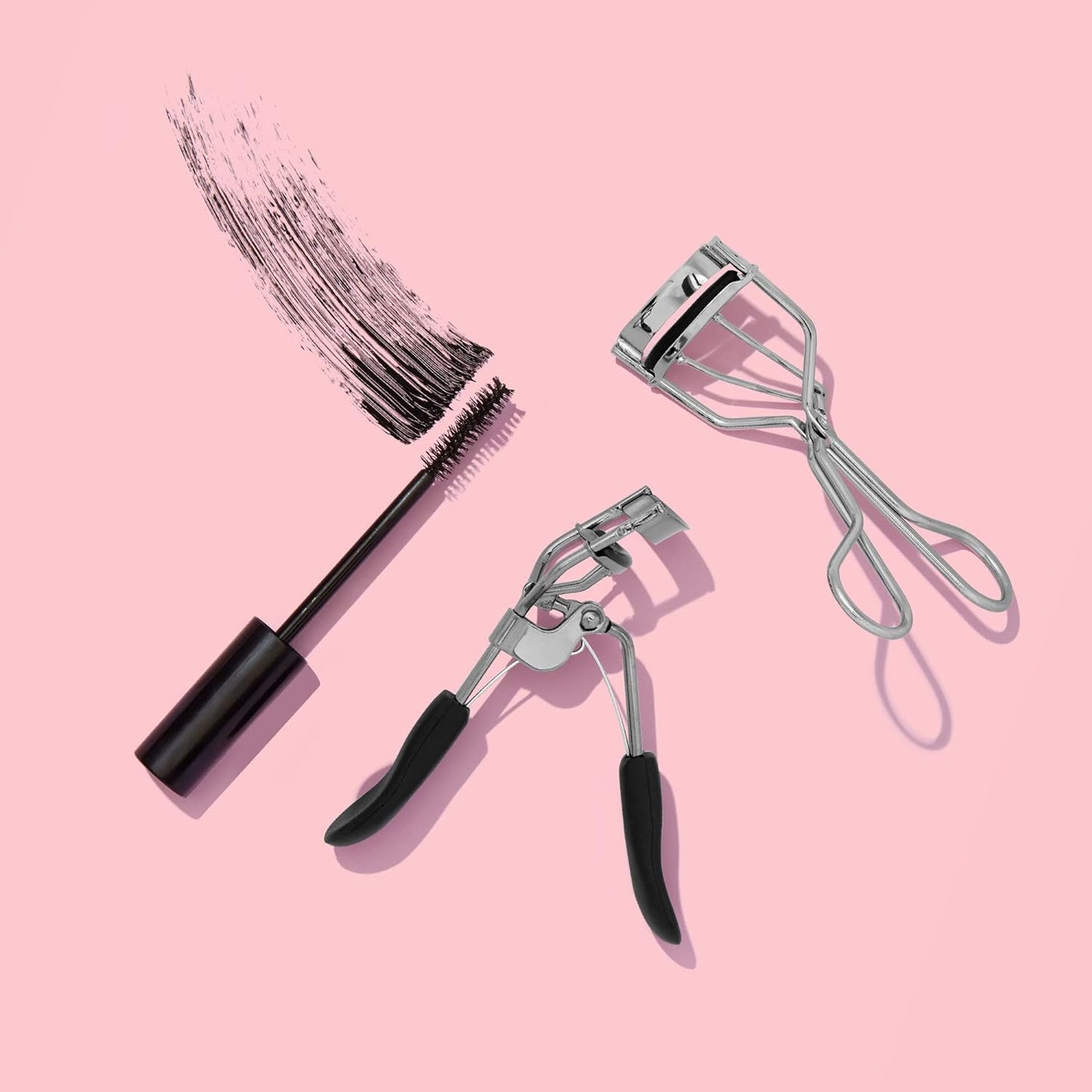 Elf Cosmetics Pro Eyelash Curler, Creates Long-Lasting, Eye-Opening & Voluminous Lashes, Comfortable Handle & Easy-To-Use
