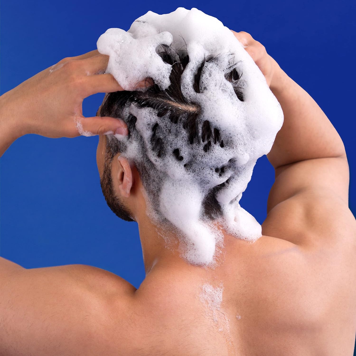 Head & Shoulders Old Spice Swagger Anti-Dandruff Shampoo (370 ml).